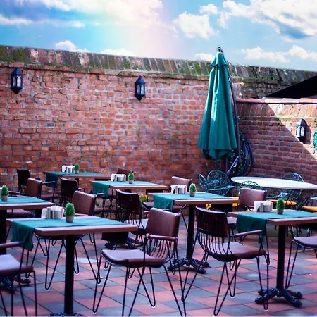 מלון Set Oezer