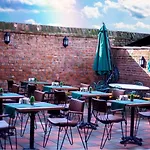 Hotel Set Oezer