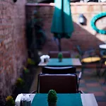 Set Oezer Hotel