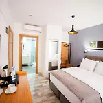 Set Oezer Hotel