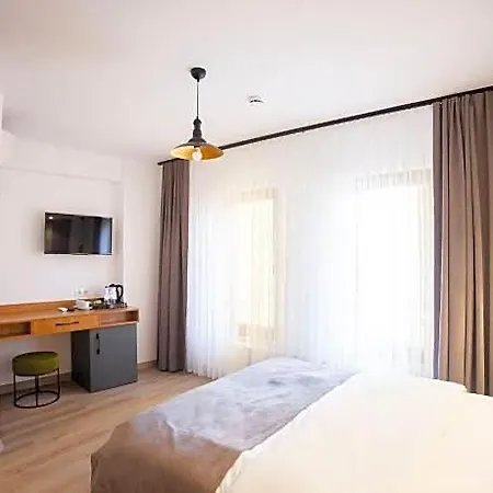 Отель Set Oezer 3*